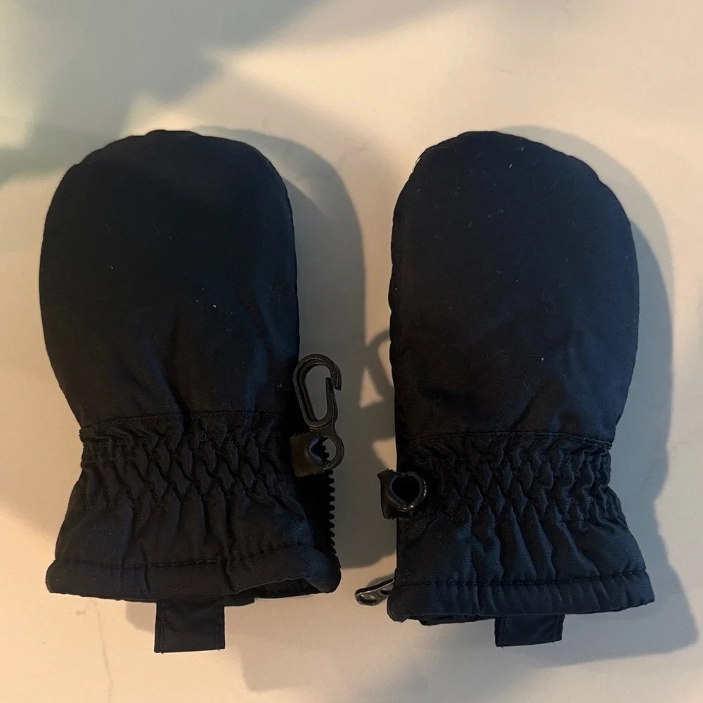 Columbia Black Insulated Mittens